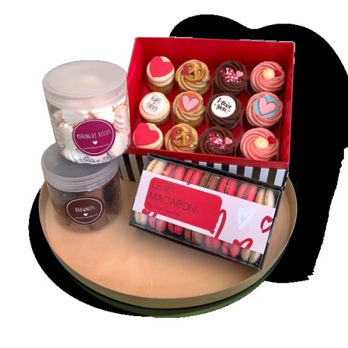 Cupcakes and Kisses Set
